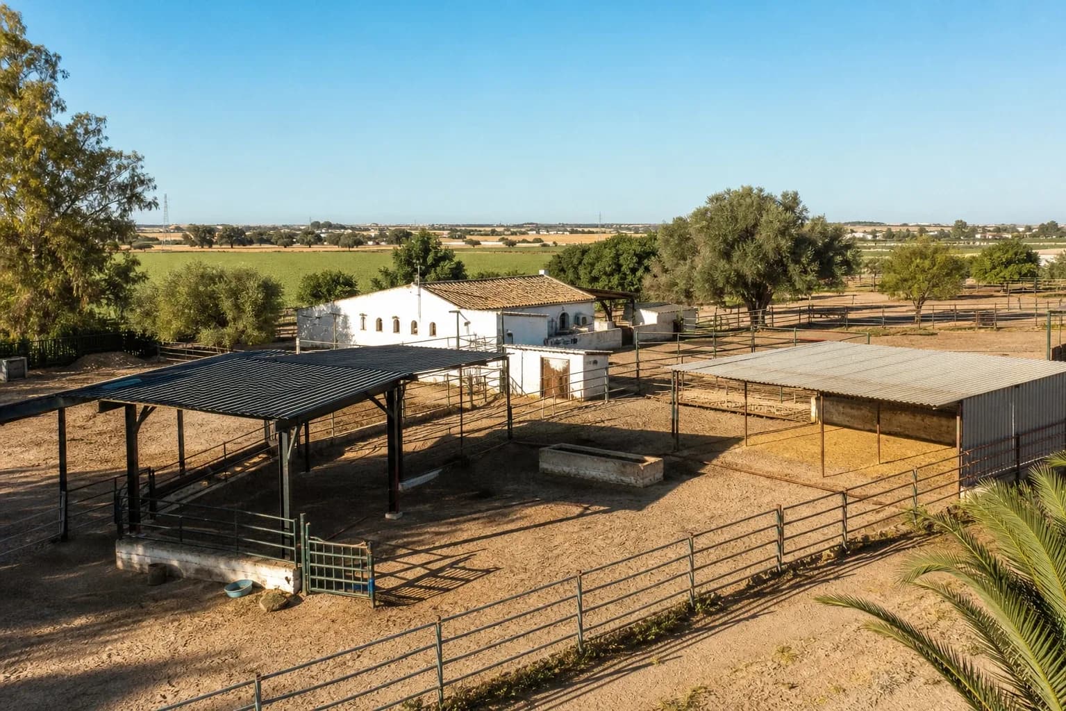 Granja con precio a consultar en Utrera — foto 1